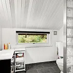 Cozy In St Sjorup For 6 Guests Perfect For A Family Getaway Nyaraló *