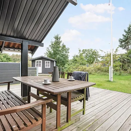 Cozy In St Sjorup For 6 Guests Perfect For A Family Getaway Ørsted